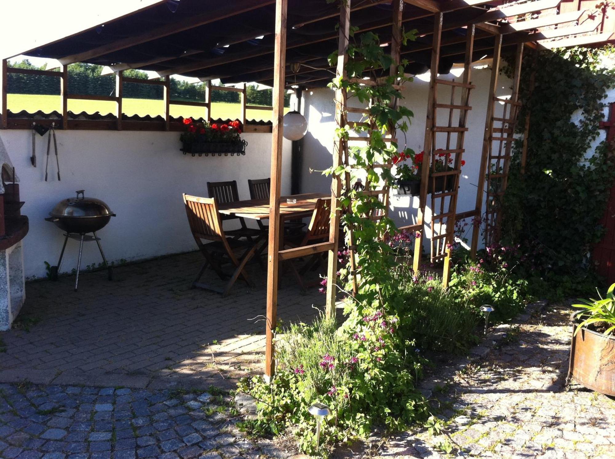Mattisgården Bed&Breakfast Östra Ljungby Exteriör bild