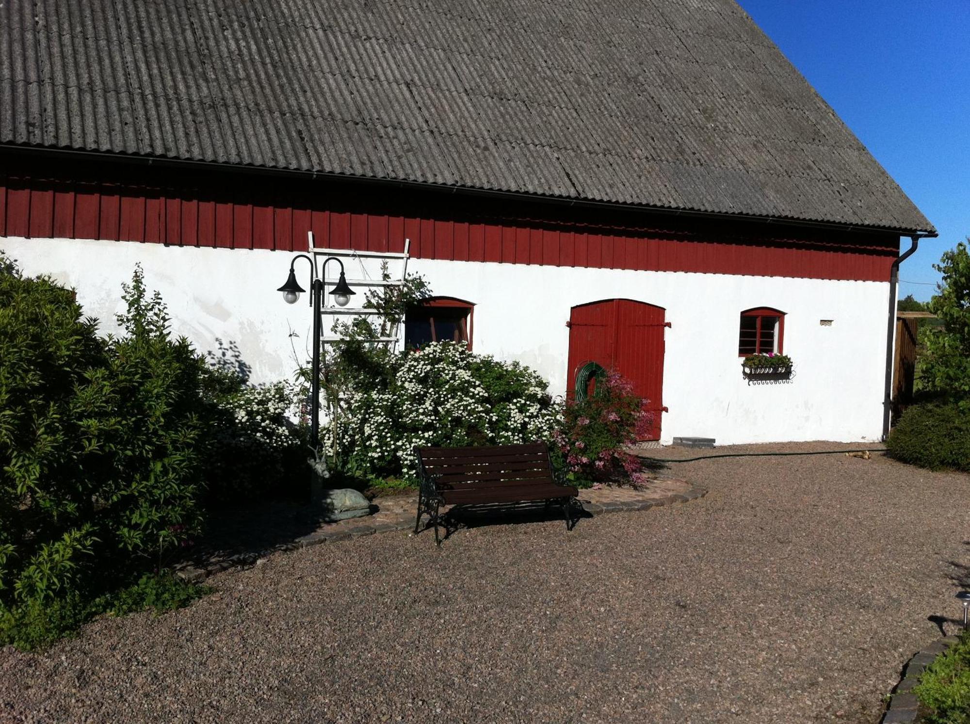 Mattisgården Bed&Breakfast Östra Ljungby Exteriör bild