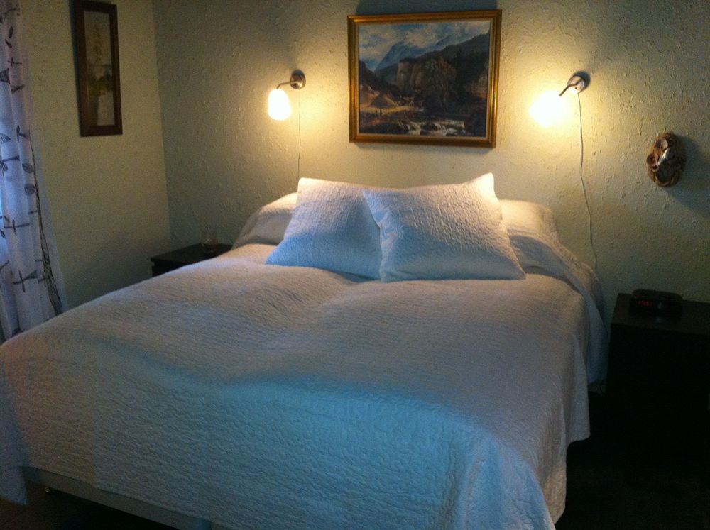 Mattisgården Bed&Breakfast Östra Ljungby Exteriör bild